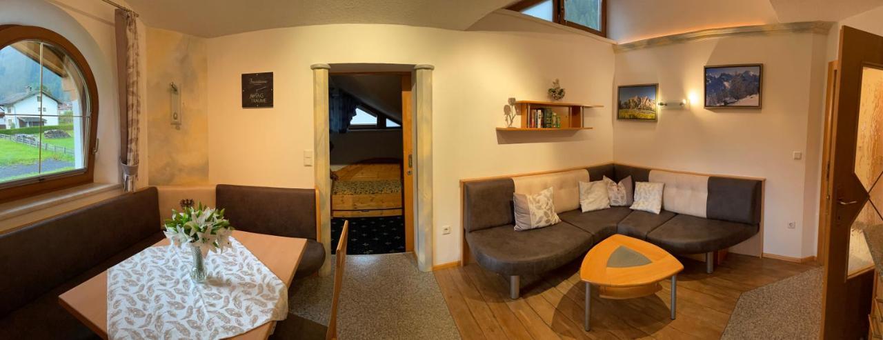 Haus Egger Apartamento Neustift im Stubaital Exterior foto