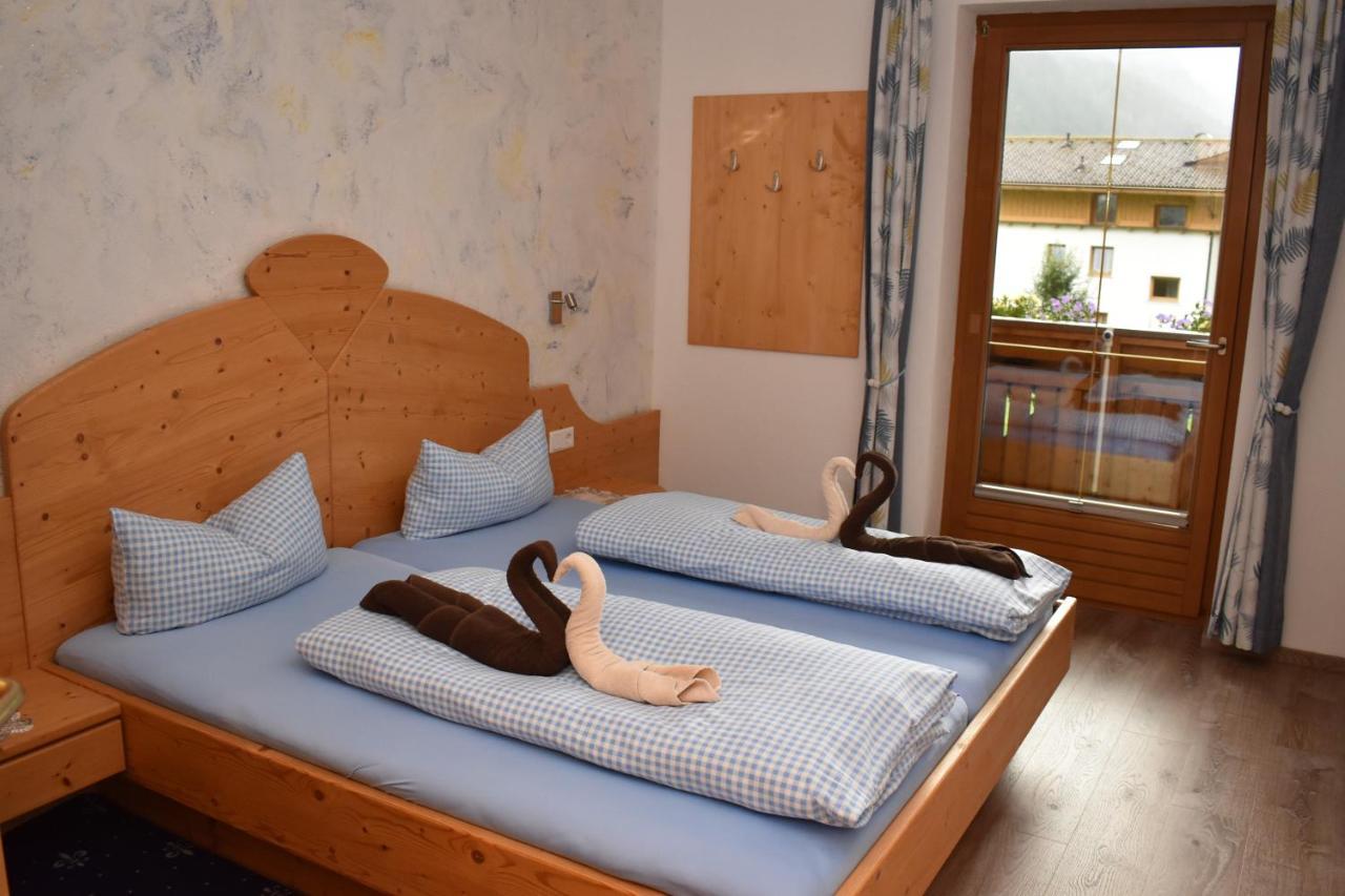 Haus Egger Apartamento Neustift im Stubaital Exterior foto