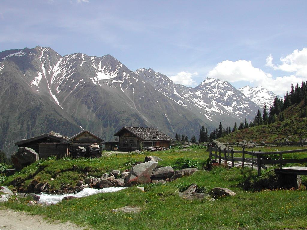Haus Egger Apartamento Neustift im Stubaital Exterior foto