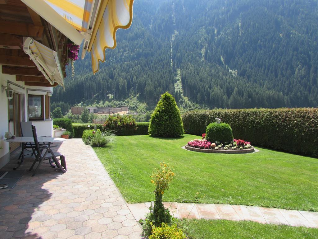 Haus Egger Apartamento Neustift im Stubaital Exterior foto