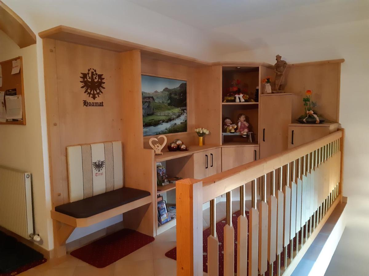 Haus Egger Apartamento Neustift im Stubaital Exterior foto